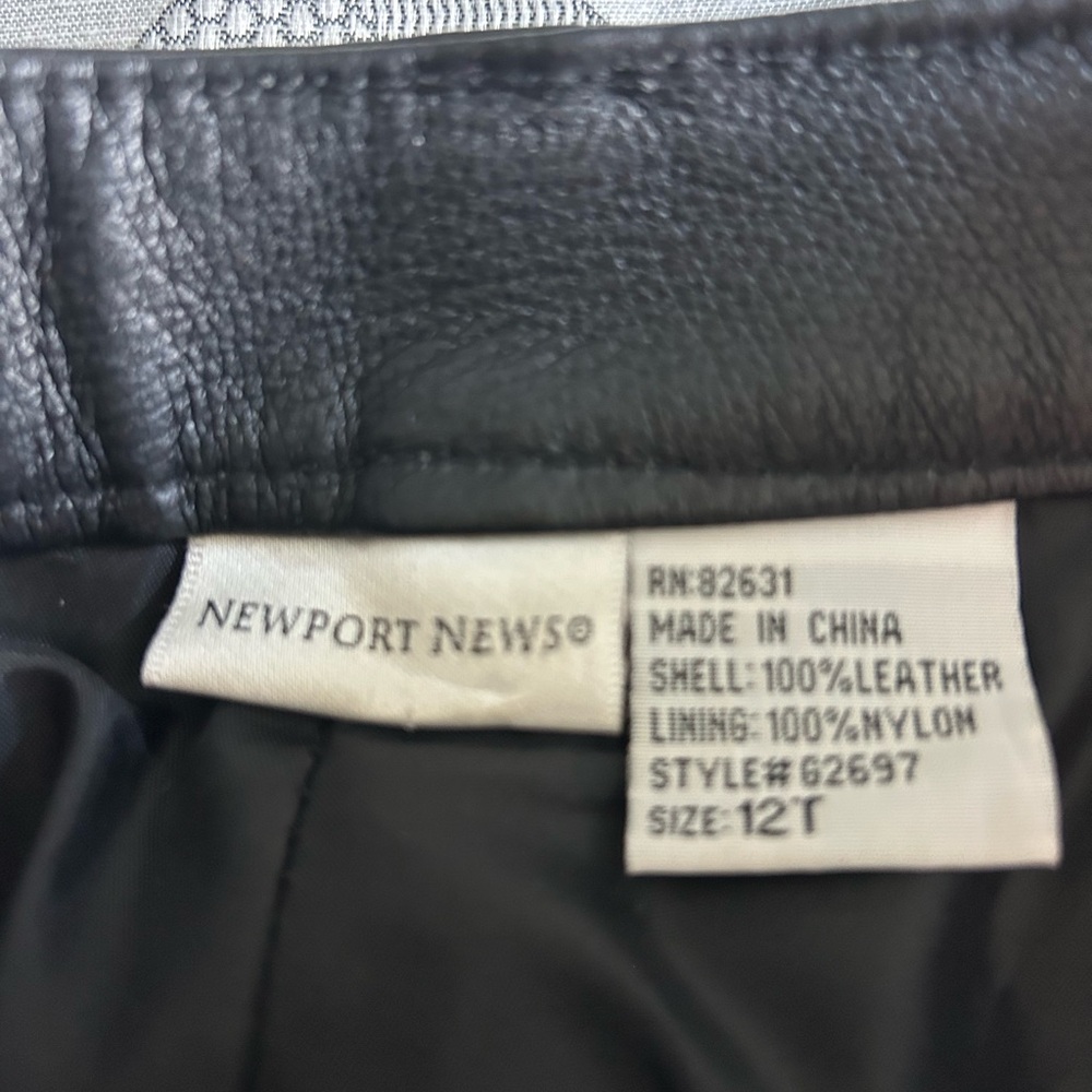 Vintage Newport News Black Leather Jeans size 12 tall EUC - Picture 4 of 6